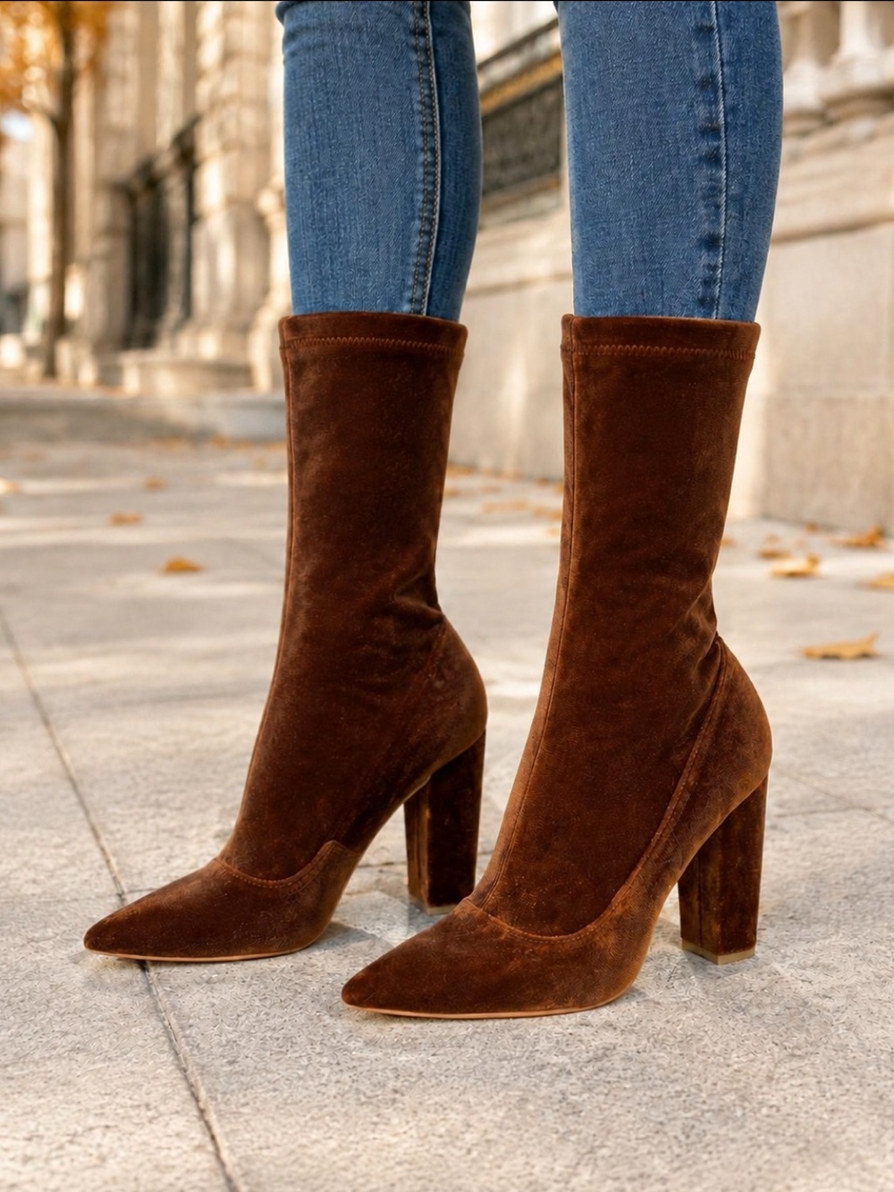 Beautiful Forever 21 Brown Velvet Sock Booties with Block Heel❤️5.5